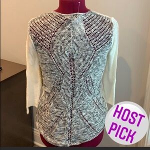🎉Host Pick🎉Crochet Back Hi-low 3/4 Sweater
